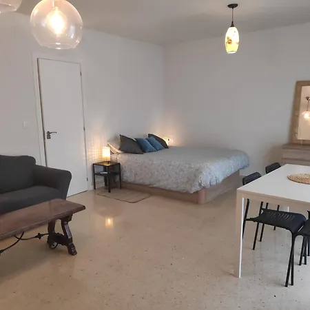 Homestay Doble Alameda Centro Macarena *